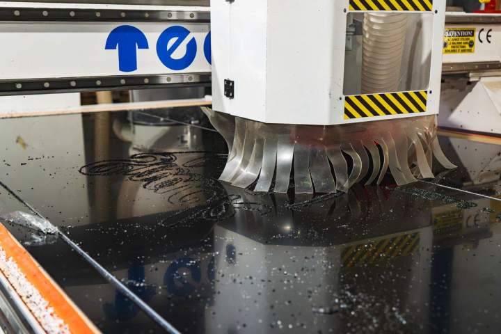 FLASH ENSEIGNE SARL 14