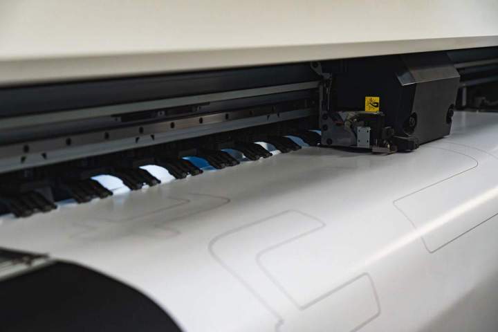 FLASH ENSEIGNE SARL 18